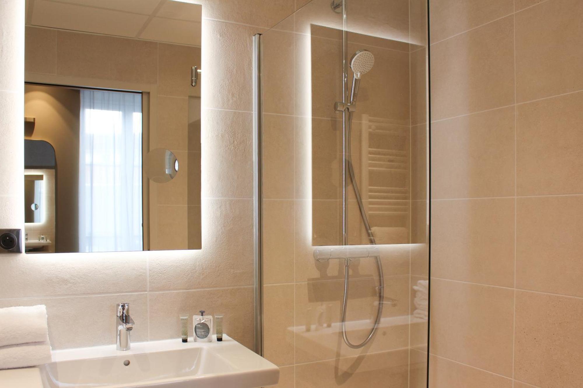 Brit Hotel Limoges Centre Gare Exterior foto